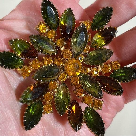 Antique Jewelry - Vintage Antique Retro Juliana Oversized Crystal Amber Avocado Green Gold Brooch